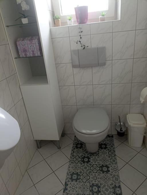 אלטמונסטר Ferienwohnung Guetl Am Weg מראה חיצוני תמונה
